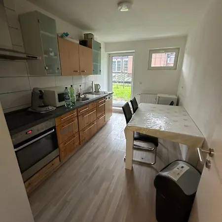 Daire Montoer Und Studentenzimmer Bett Vermietung Ug1 *