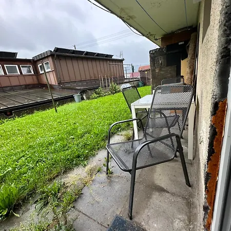 Daire Montoer Und Studentenzimmer Bett Vermietung Ug1